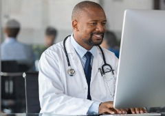 Em parceria com a Microsoft, Afya oferece curso de IA para médicos e estudantes de medicina de todo o Brasil